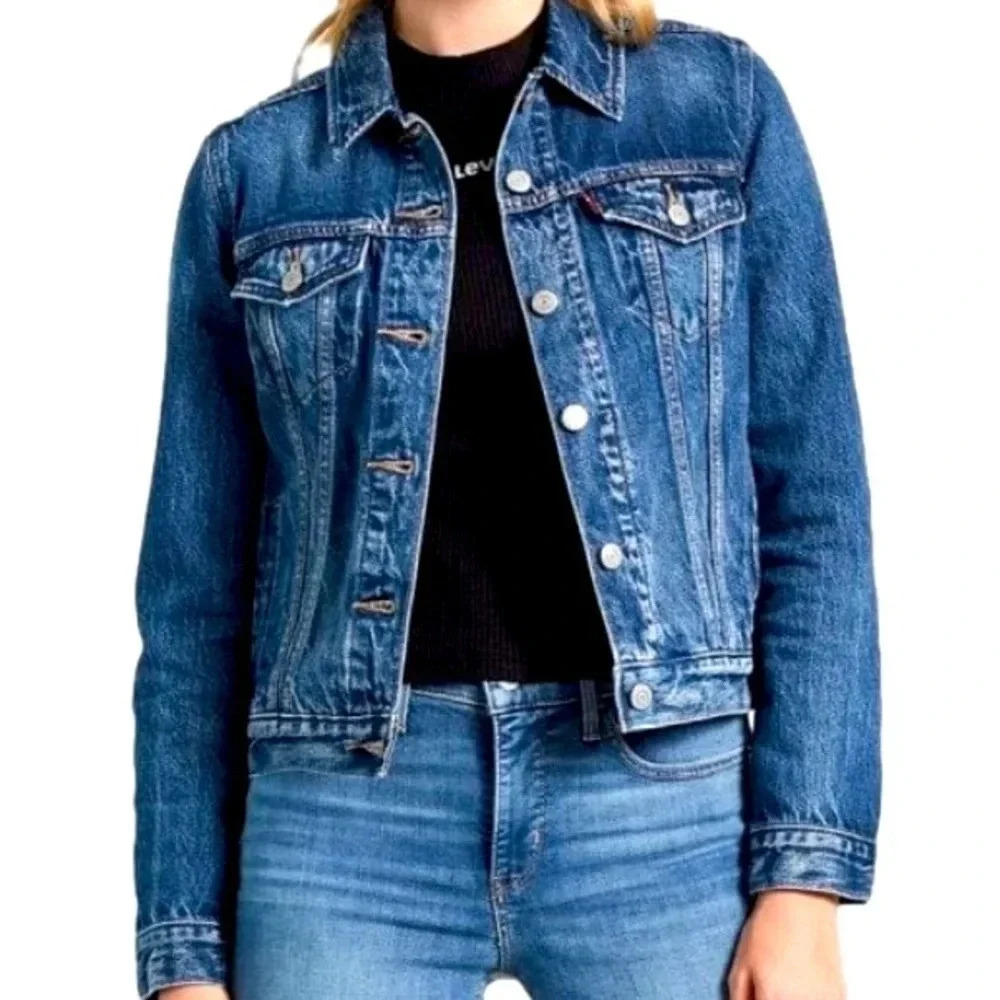 Levi’s Slim Trucker Denim Jacket
